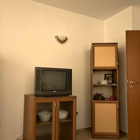 Vrublevsky's - 300m From The Beach, Free Wifi *