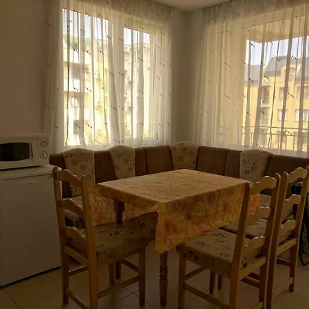 Apartamento Vrublevsky's - 300m From The Beach, Free Wifi Sunny Beach